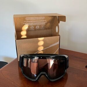 Smith Frontier Ski/Snowboard Goggles - NEW IN BOX